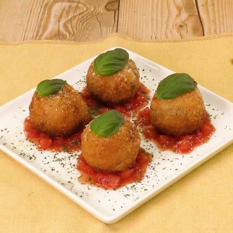ジュワッとジューシー 豚こまイタリアンカツレツのレシピ動画 作り方 Delish Kitchen
