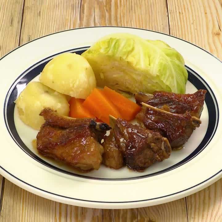 フライパン鍋で豪快スペアリブ