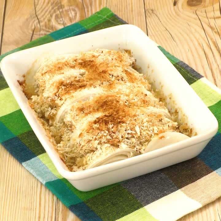 新玉ねぎとひき肉の重ね焼き