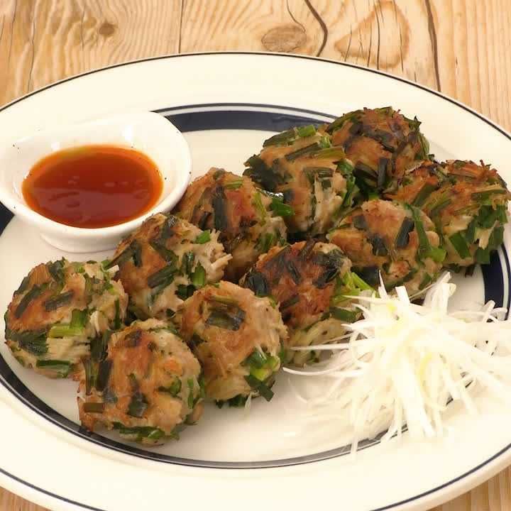 えのきたっぷりつくねの餃子風