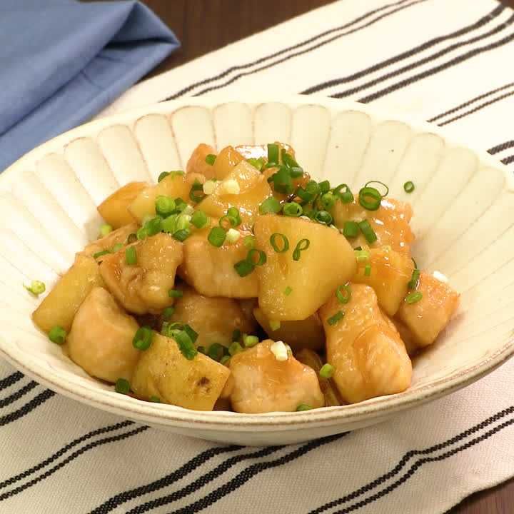 新じゃがと鶏むねの照り煮