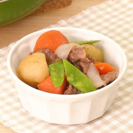 鍋のかわりに フライパン肉じゃがのレシピ動画 作り方 Delish Kitchen