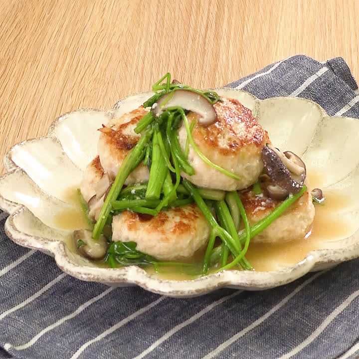 せりとみそつくねの煮物