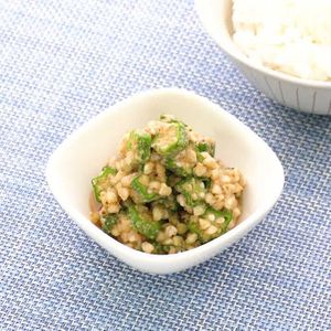 蕎麦の実とオクラのごま酢あえ
