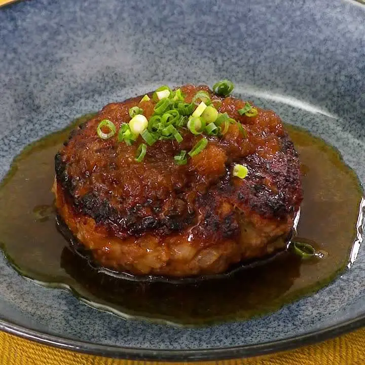 おろし玉ねぎソースのハンバーグ