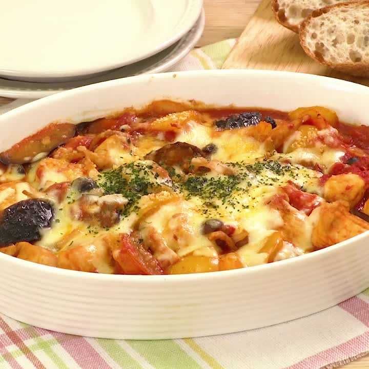 【なす×トマト×チーズ】こんがりトロッと♪鶏肉料理のレシピ4選