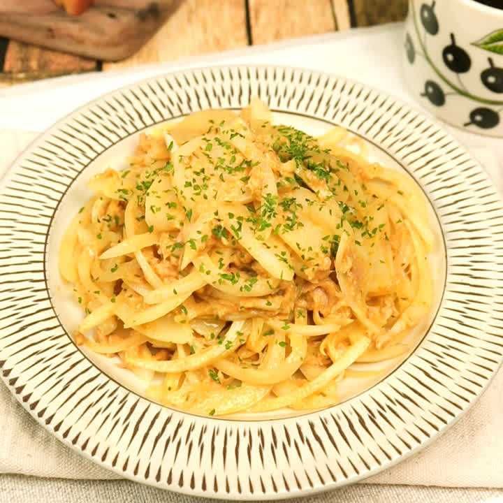 玉ねぎとじゃがいものカレーマヨあえ