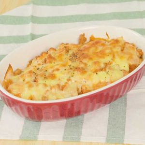 「長芋とひき肉のチーズ焼き」のレシピ動画