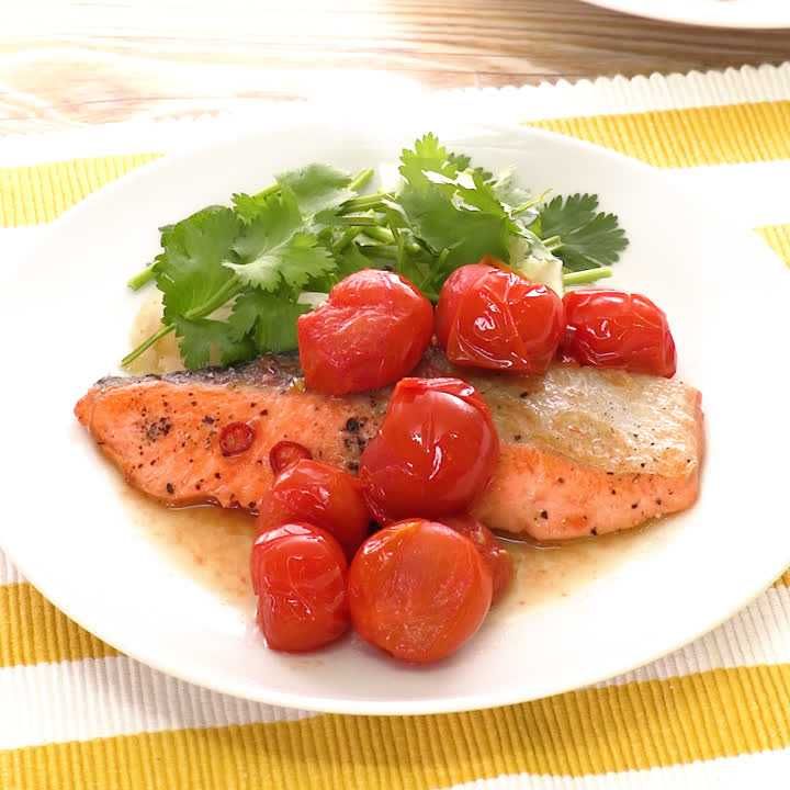 鮭とプチトマトのエスニック照り焼き
