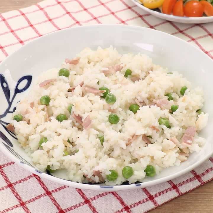 グリーンピースとベーコンの炊き込みご飯