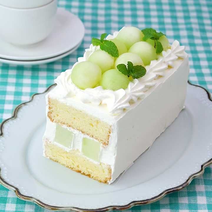 メロンのスクエアショートケーキ