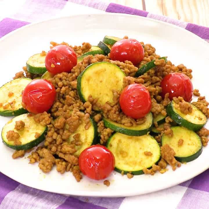 ズッキーニと豚肉のカレー炒め