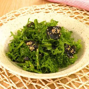 サラダからし菜の韓国風サラダ