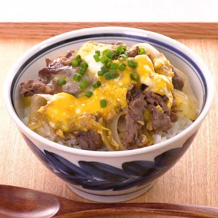 牛卵とじ丼