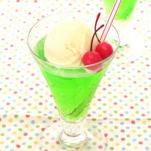 「クリームソーダゼリー」のレシピ動画