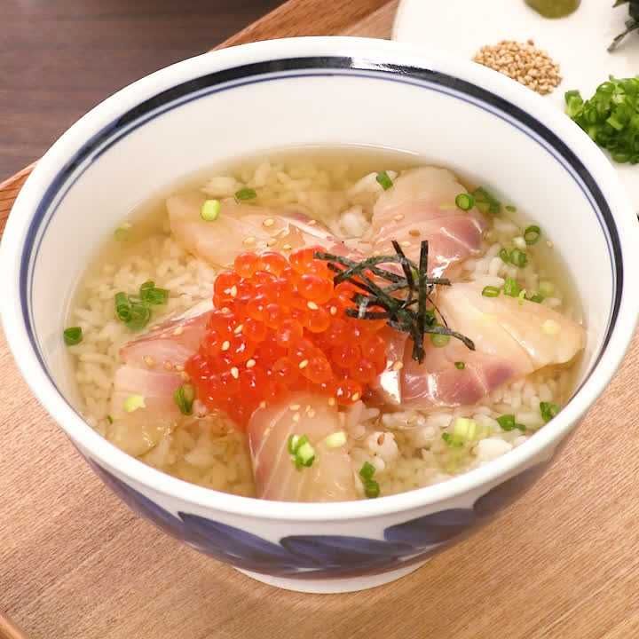 鯛といくらのだし茶漬け