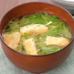 「水菜の味噌汁」のレシピ動画