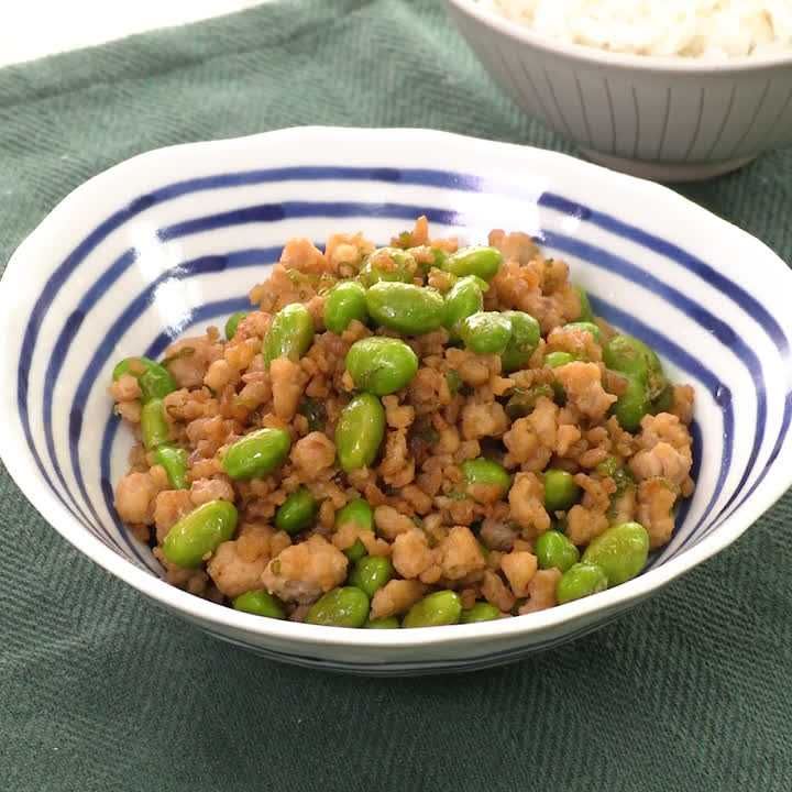 鶏ひき肉と枝豆のバターしょうゆそぼろ