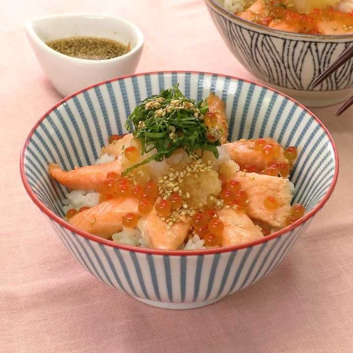 鮭ハラス丼