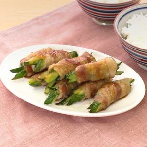 「ぬか漬けきゅうりの肉巻き」のレシピ動画