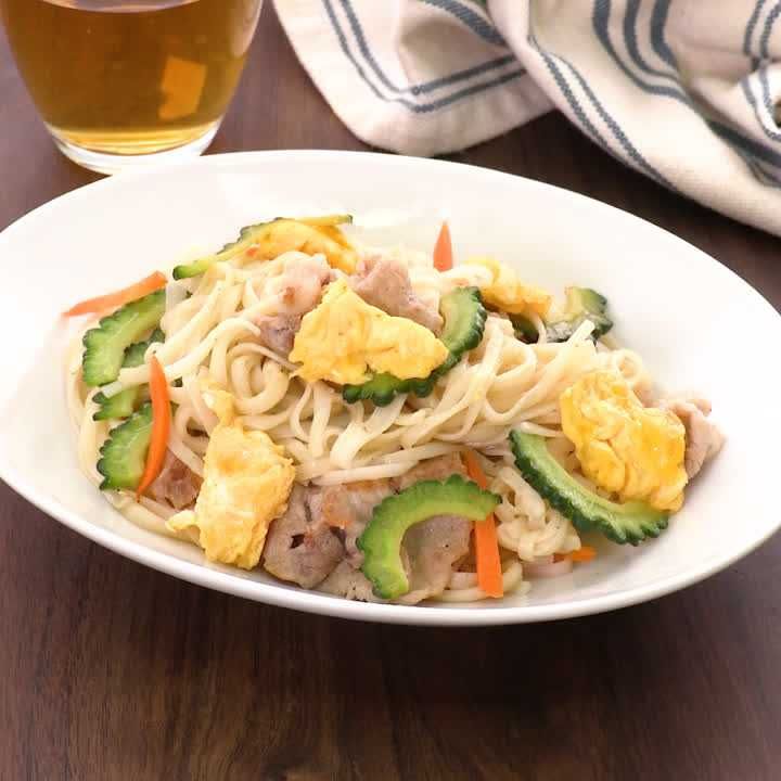 稲庭うどんチャンプルー
