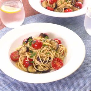 「なすとトマトの冷製パスタ」のレシピ動画