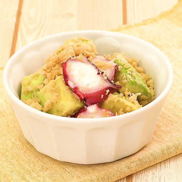 たことアボカドのおから和え