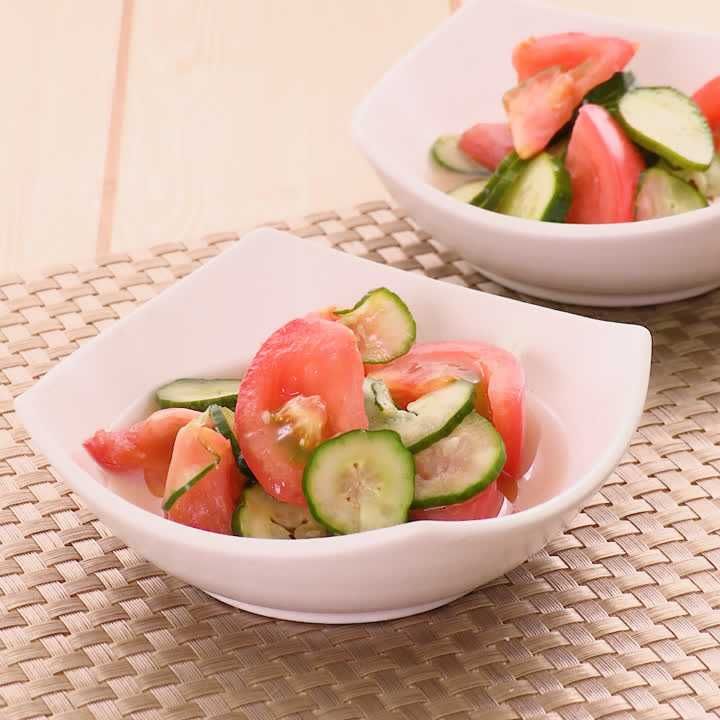きゅうりとトマトの酢の物