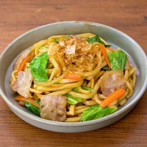 「基本の焼きうどん」のレシピ動画