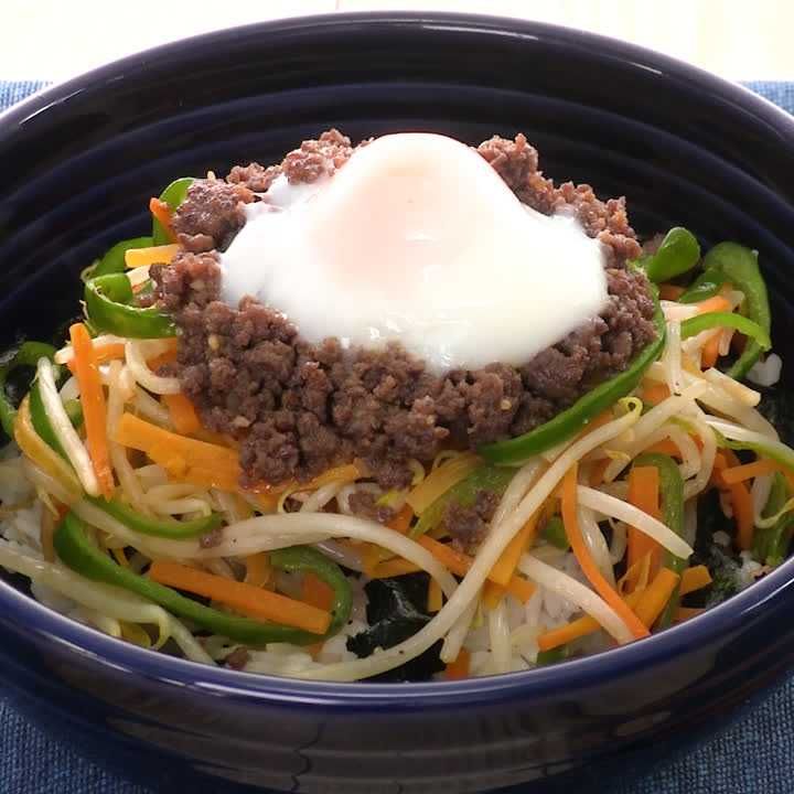 ビビンバ風牛そぼろ丼