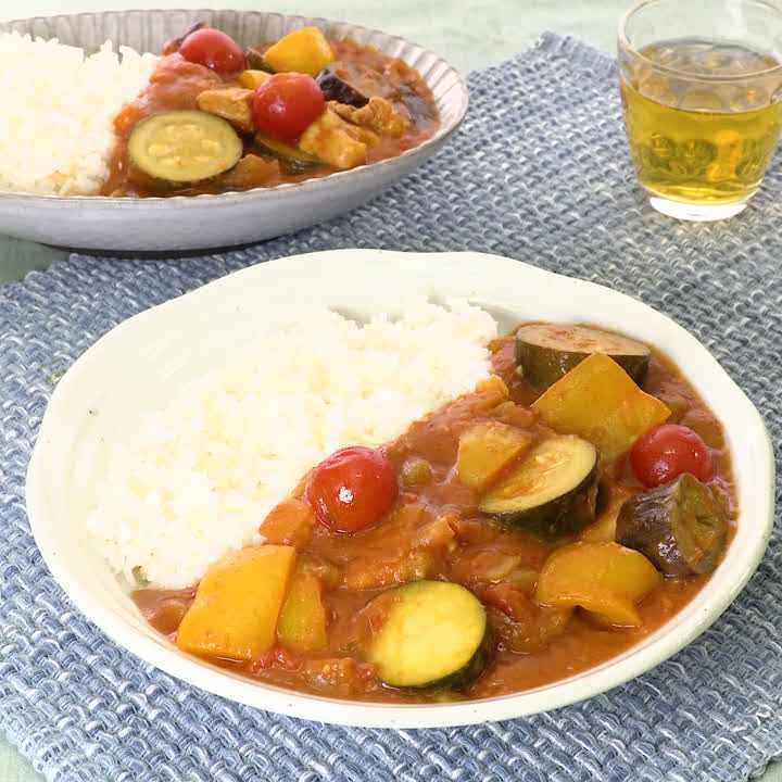 スパイシーな香り たっぷり夏野菜のカレーライスのレシピ動画 作り方 Delish Kitchen