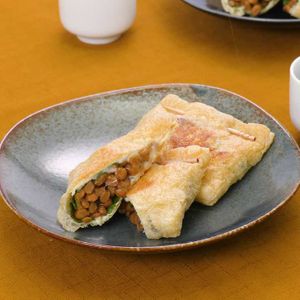 「油あげの納豆チーズ包み焼き」のレシピ動画