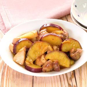 「鶏肉とさつまいものマーマレード煮」のレシピ動画