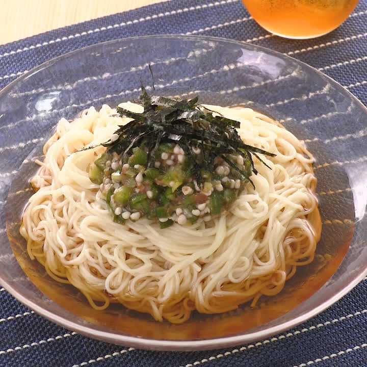 オクラと梅干しのそうめん