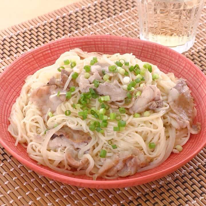 豚こまともやしのそうめんチャンプルー
