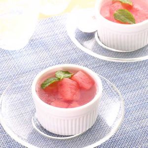 「すいかのソーダ入りゼリー」のレシピ動画