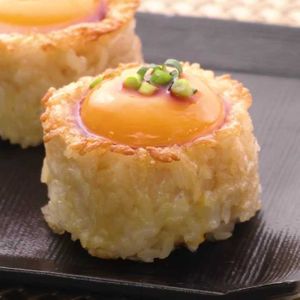 「半熟たまご醤油のごはんカップ」のレシピ動画
