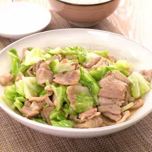 「豚とキャベツのみそ炒め」のレシピ動画