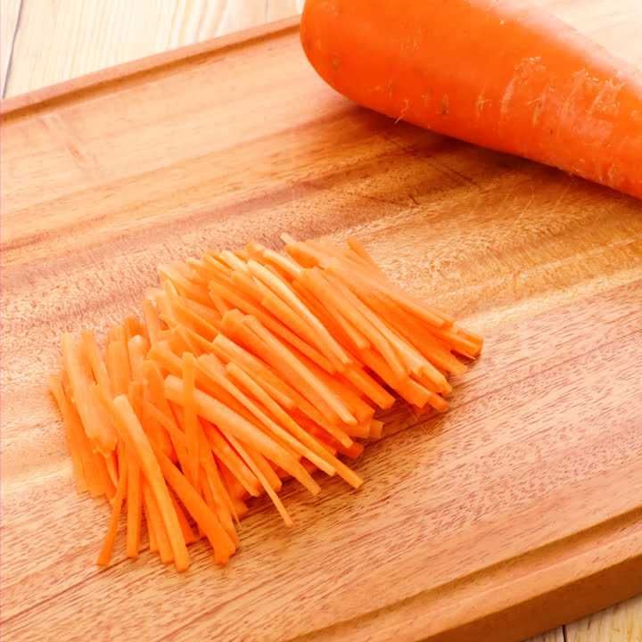 にんじんの千切り