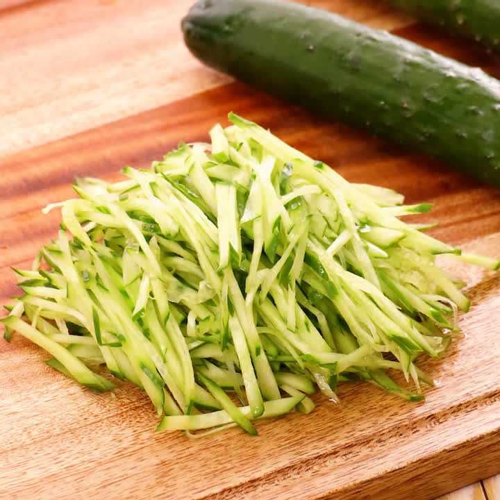 きゅうりの千切り