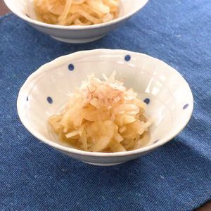 「オニオンスライスのポン酢和え」のレシピ動画