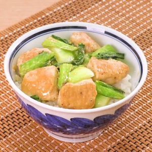 鶏むね肉とチンゲン菜のからし味噌丼