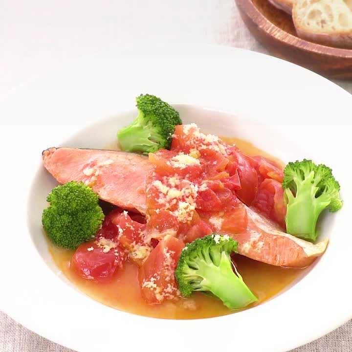 鮭のトマト煮