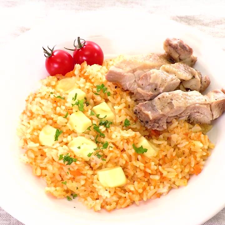 丸ごとチキンのにんじんごはん