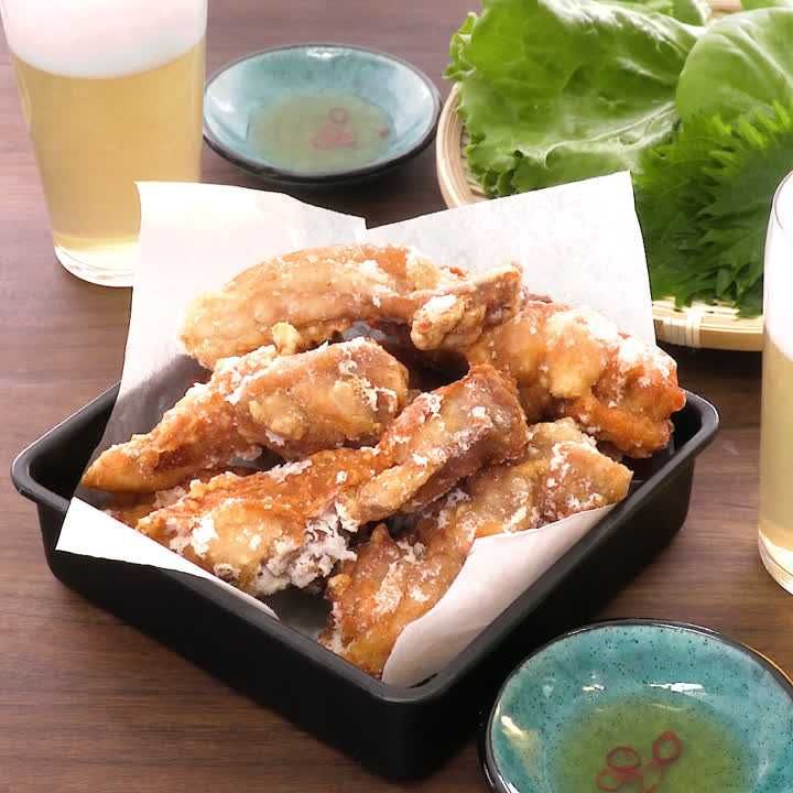 ナムプラー風味の鶏唐揚げ葉っぱ包み