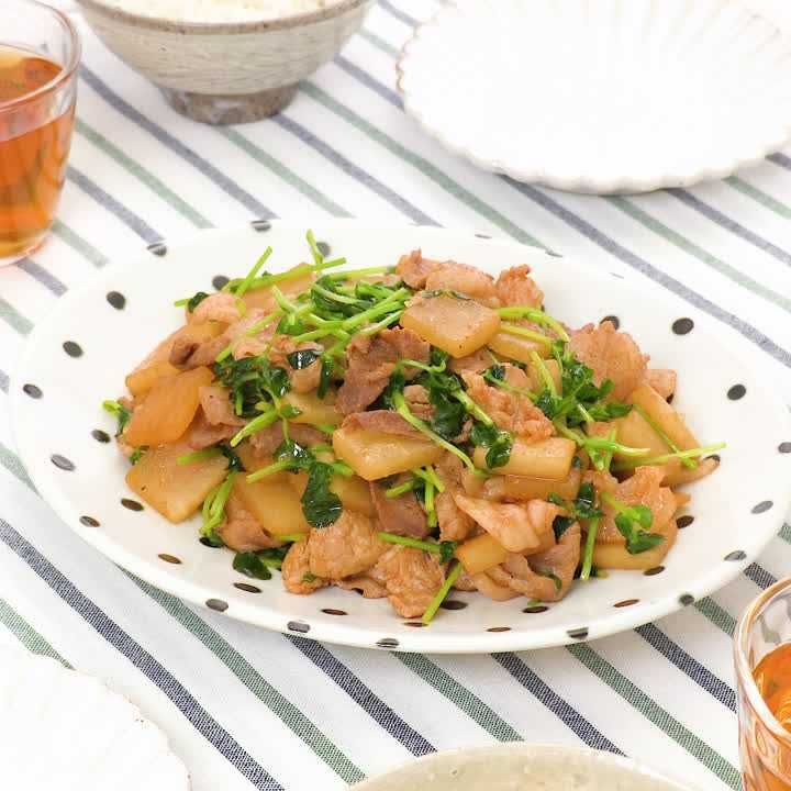 大根と豚こまのコチュジャン炒め