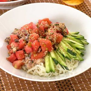 サバ缶トマトそうめん