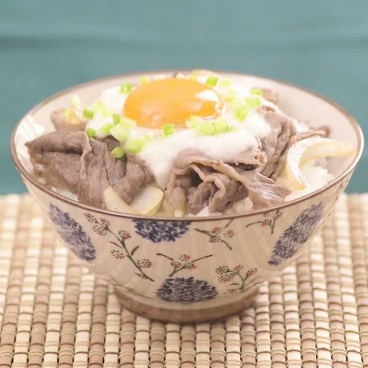 山かけ月見牛丼