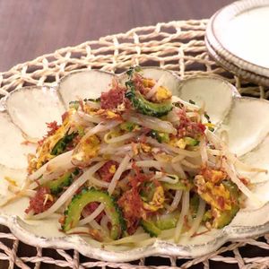 味付け簡単 ゴーヤーと卵のめんつゆ炒めのレシピ動画 作り方 Delish Kitchen