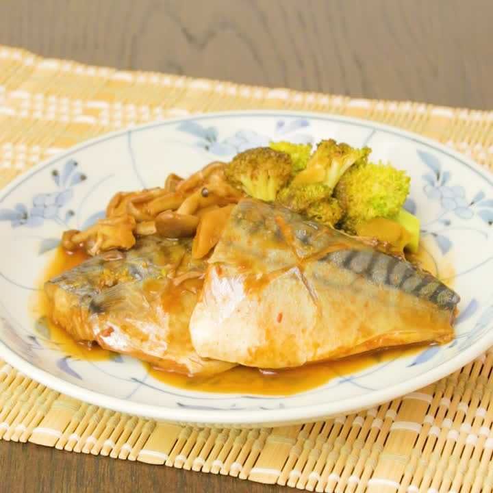 サバとブロッコリーのこってり煮